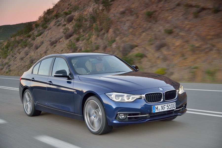  BMW 340i Sport Line 2015 года  (фото 34 из 47)